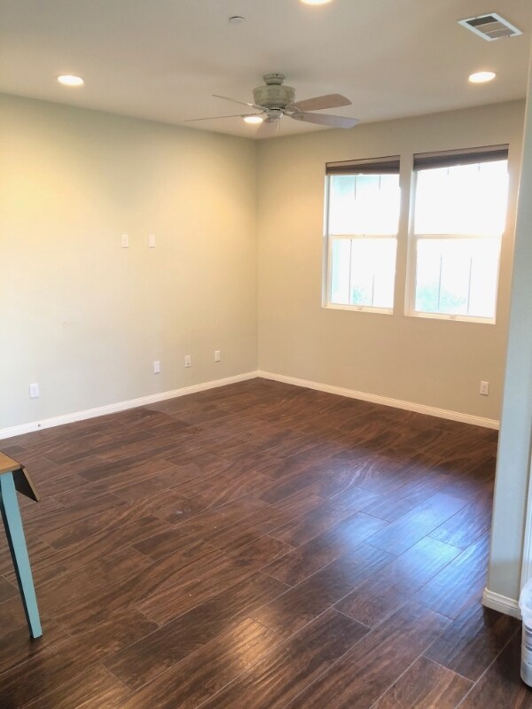 Building Photo - 41299 St Croix