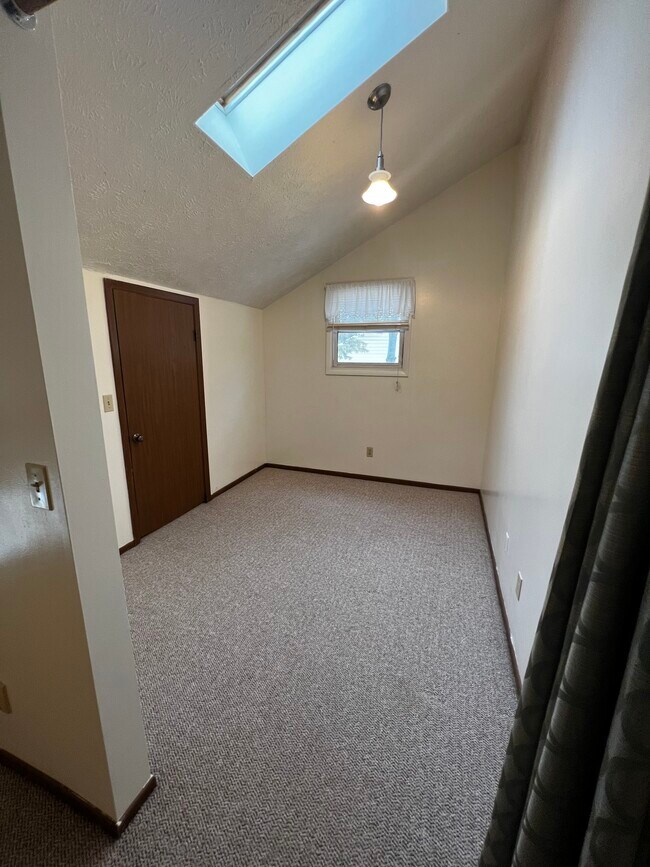 Building Photo - 4253 Mitchell Creek Dr