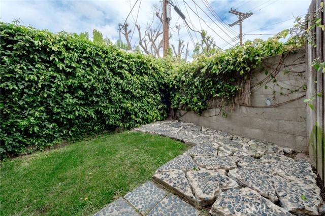 Building Photo - 1717 Riverside Dr