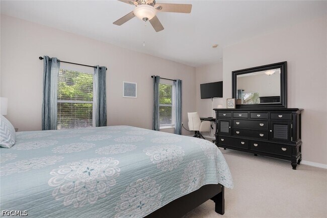 Building Photo - 3240 Cottonwood Bend