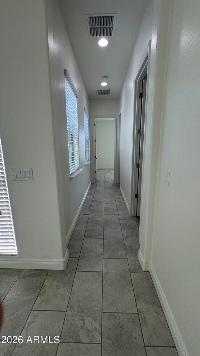 Building Photo - 5221 S Excimer