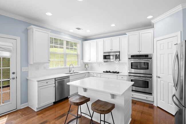 Building Photo - 3009 Coral Bell Ln