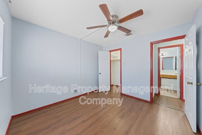 Building Photo - 7919 Wayside Trail