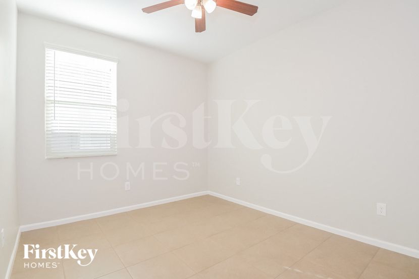 Building Photo - 10222 E Boulder Hop Trl