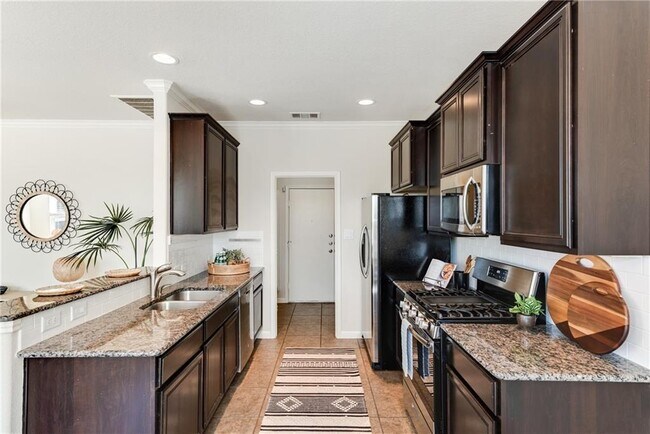 Building Photo - 1509 Sugarberry Ln
