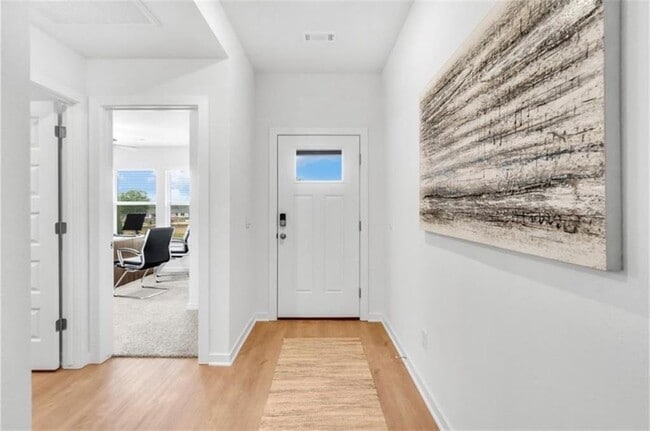 Building Photo - 521 Colorado St