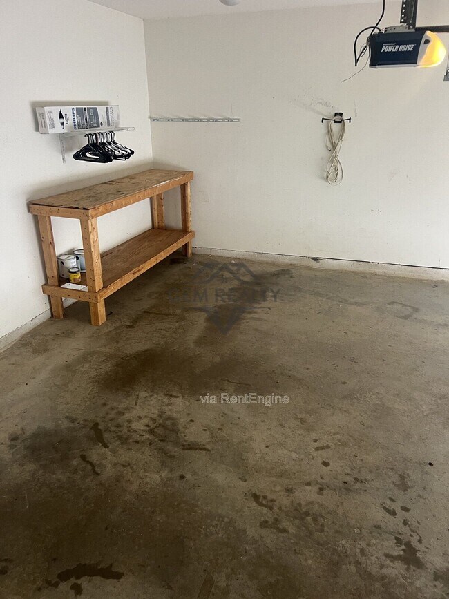 Building Photo - 6507 Hot Spring Ln