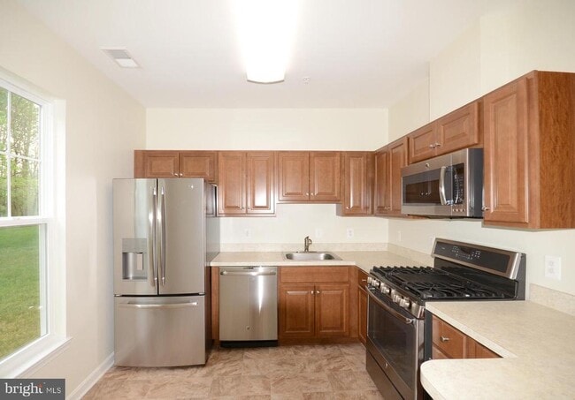 Building Photo - 3527 Piney Woods Pl