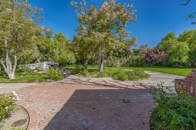 Building Photo - COMING SOON! Magnificent 6-Bedroom Gated Estate in Sand Canyon!