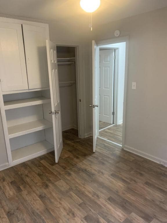 Building Photo - 217 S Arrington Dr