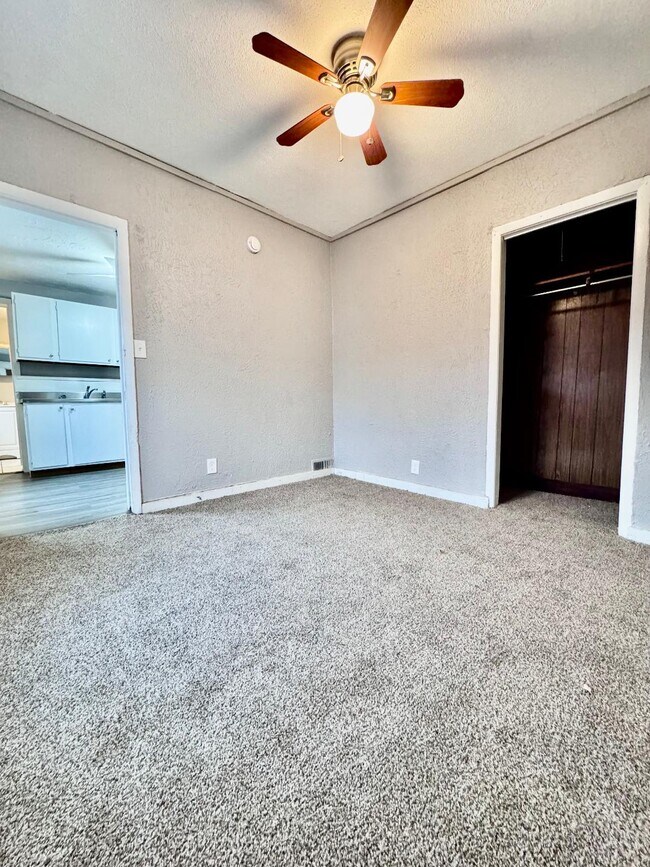 Building Photo - 114 Huetter Ave