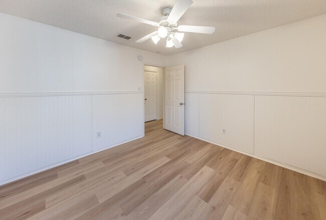 Building Photo - 6305 5th St