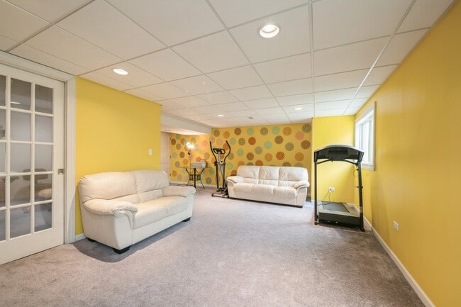 Building Photo - 646 Grand Canyon Cir