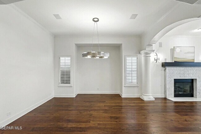 Building Photo - 6528 Calle Placido Dr