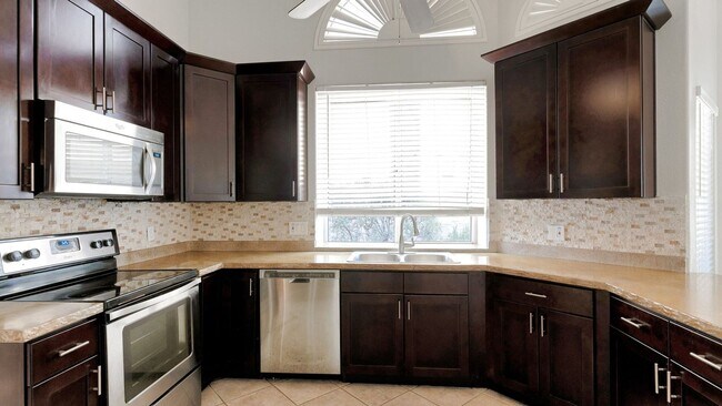 Building Photo - eautifully Upgraded Home on a Prime Corner...