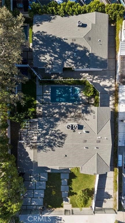 Building Photo - 5537 Vanalden Ave