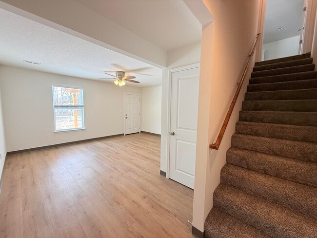 Building Photo - 8125 N Brown Station Rd