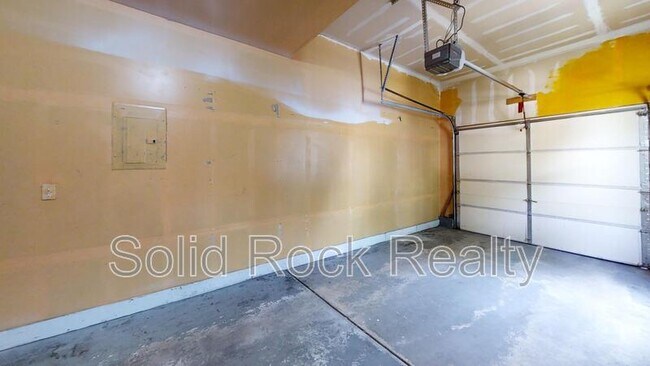 Building Photo - 1577 Monterey Rd