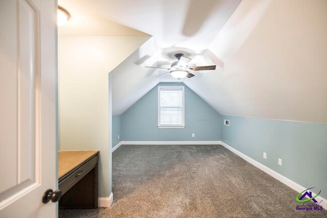 Building Photo - 107 Grand View Ave