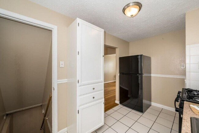 Building Photo - 10546 Anson Dr