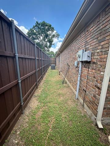 Building Photo - 4319 Briargrove Ln