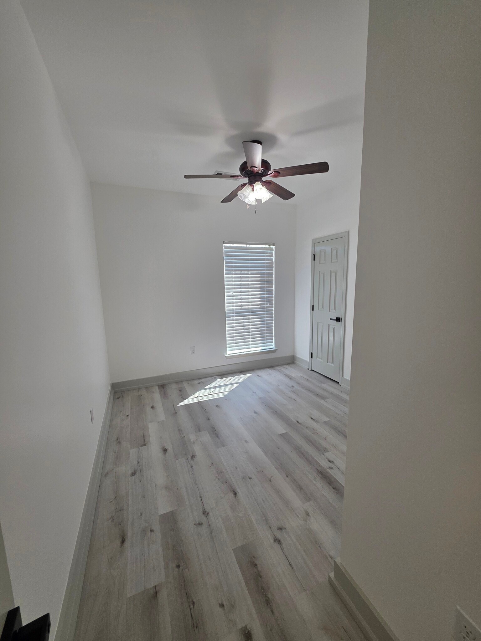 Building Photo - 7476 Woodland Trace Ct