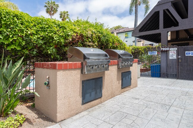 Building Photo - 7988 Mission Center Ct
