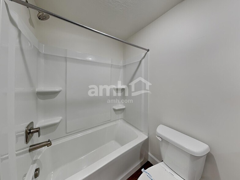 Building Photo - 5966 Verdigris Dr