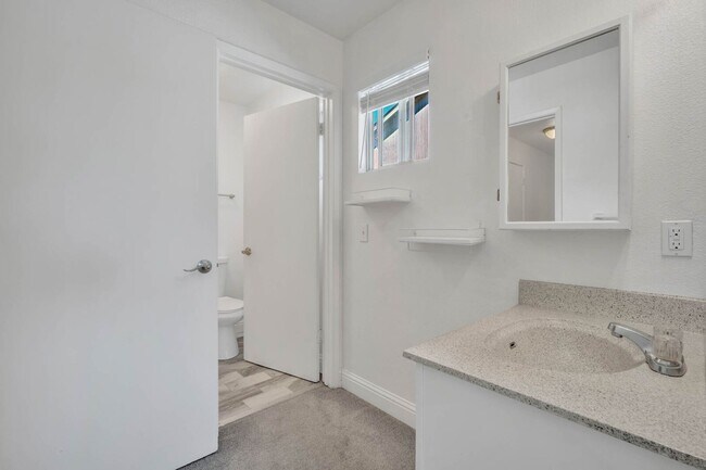 Building Photo - 4255 Taylor St