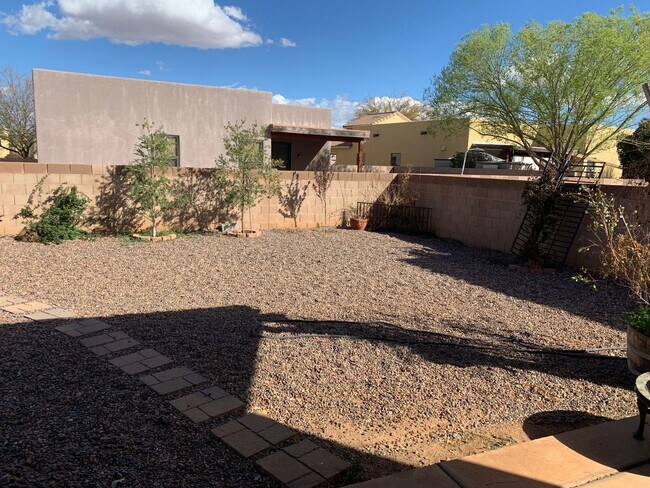 Building Photo - 3BR/2.5BA/2CG, 2072 sq.ft. rental in Sierra Vista, AZ
