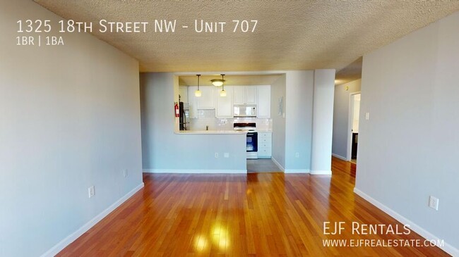 Building Photo - City Living! Stunning One Bedroom W/All En...