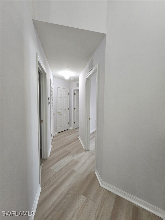 Building Photo - 763 Hampton Cir