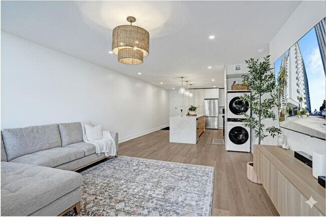 Building Photo - 4250 Galt Ocean Dr