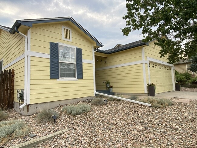 Building Photo - 4384 Poplar Brook Dr