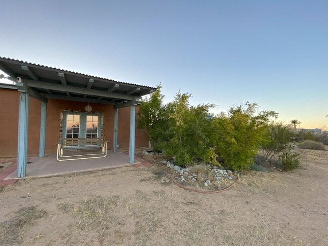 Building Photo - Charming 3-Bedroom Home for Rent in Lander...
