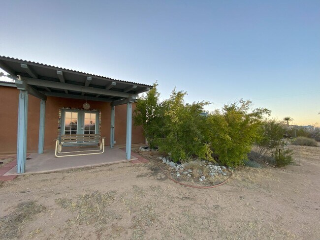 Building Photo - Charming 3-Bedroom Home for Rent in Lander...