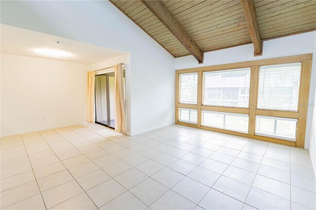 Building Photo - 6094 Peregrine Ave