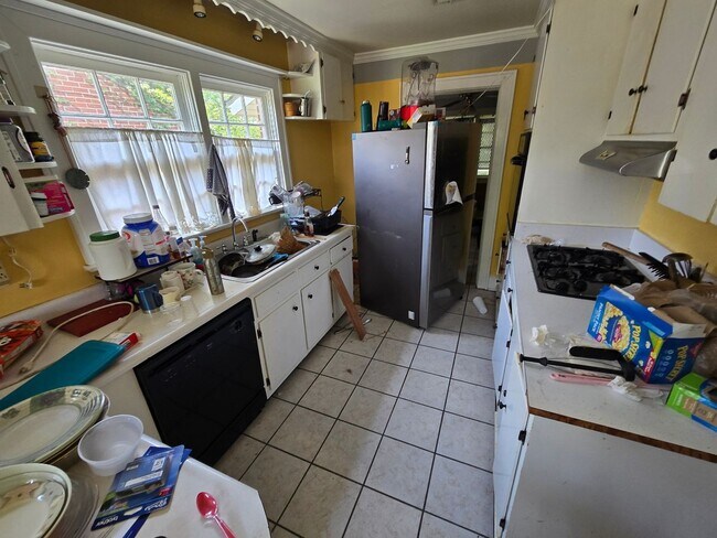 Building Photo - Charming 3BR House in Macon