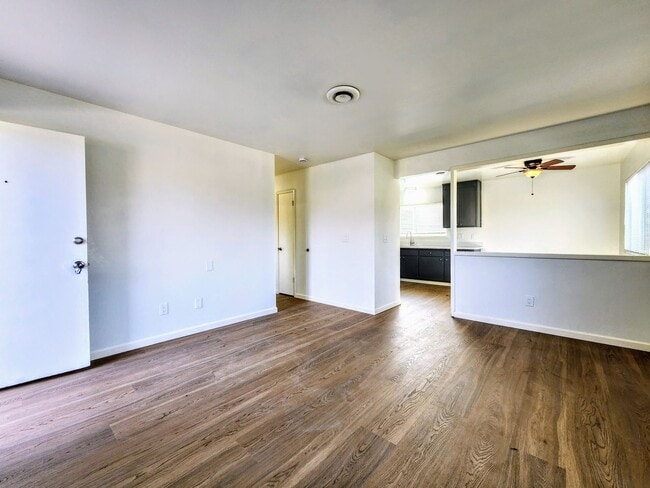 Building Photo - 3 Bedroom Rincon Valley Duplex