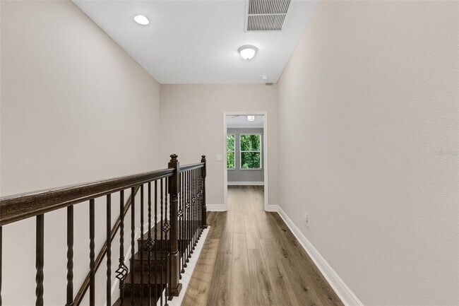 Building Photo - 5224 78th St Cir E