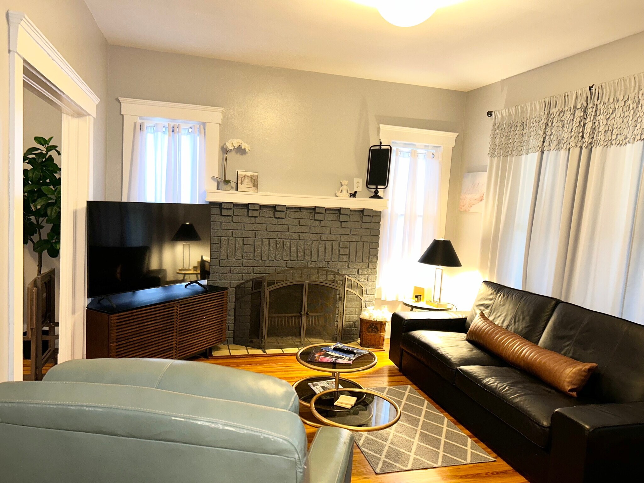 Building Photo - 1039 Riviera St