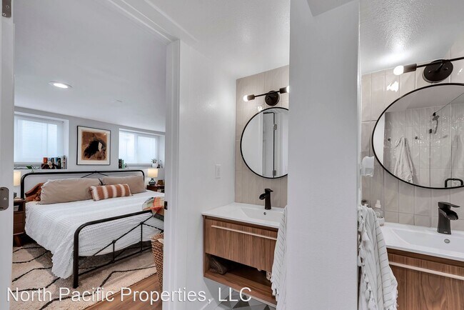 Building Photo - 3 br, 2 bath House - 928 N 90th Street