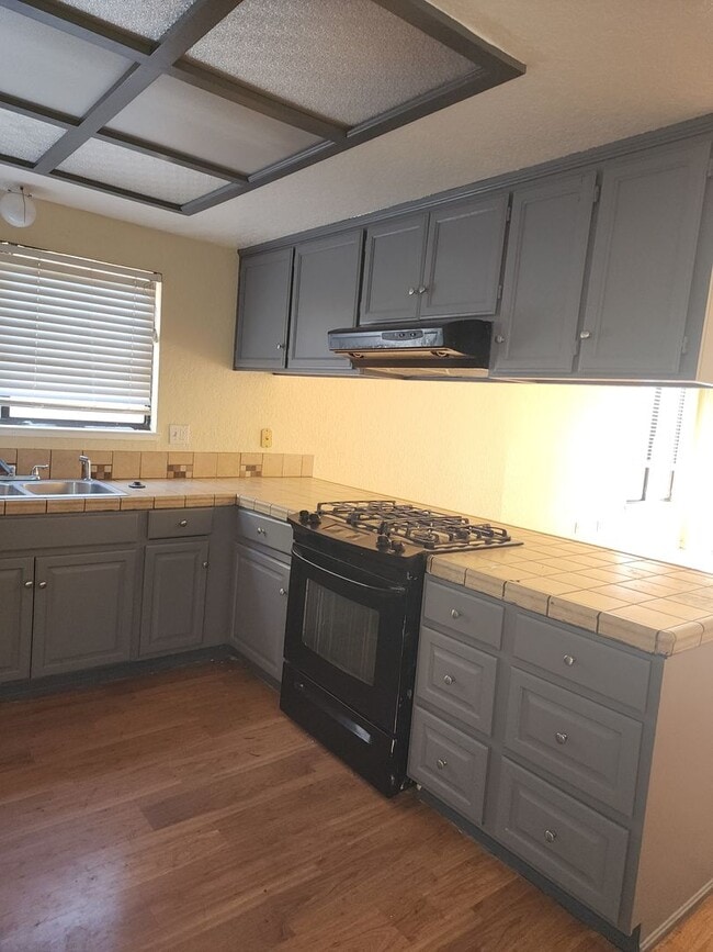 Building Photo - 917 Panama Dr