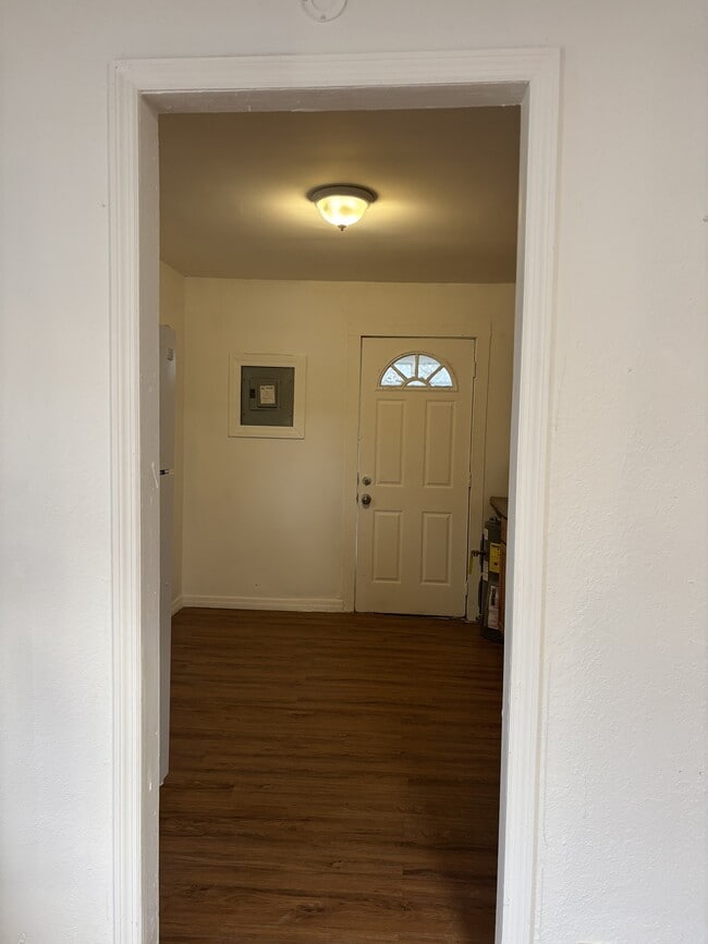 Building Photo - 1764 E 26th St