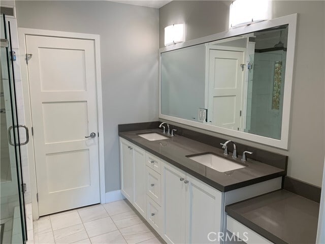 Building Photo - 753 Claymont Dr