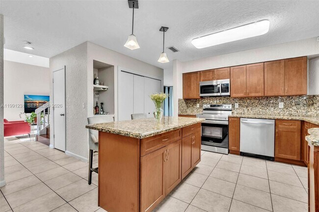 Building Photo - 1718 NW 97th Ave