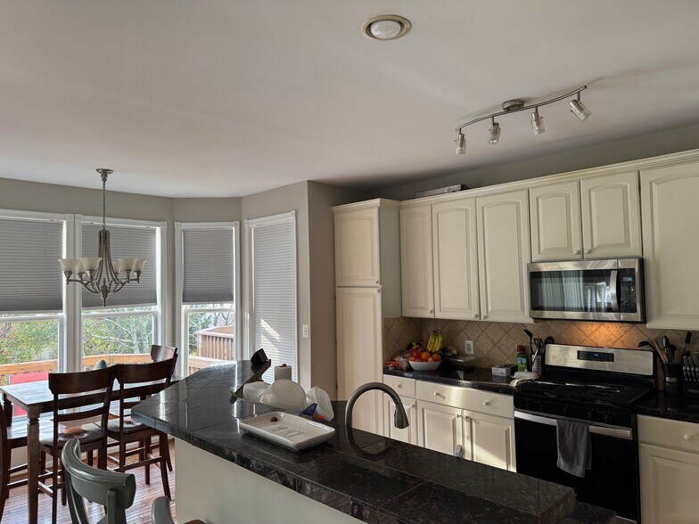 Building Photo - 20925 Cheyenne Ter