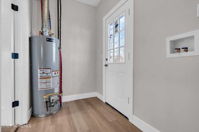 Building Photo - 170 Station Rd