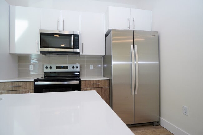 Building Photo - 4614 N Iota Ln