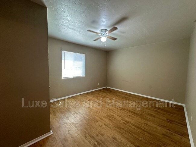 Building Photo - 6016 NW Expressway